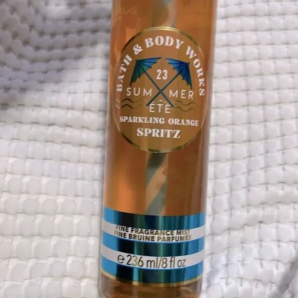 NEW - Bath & Body Works- Sparkling Orange Spritz - Picture 2 of 3